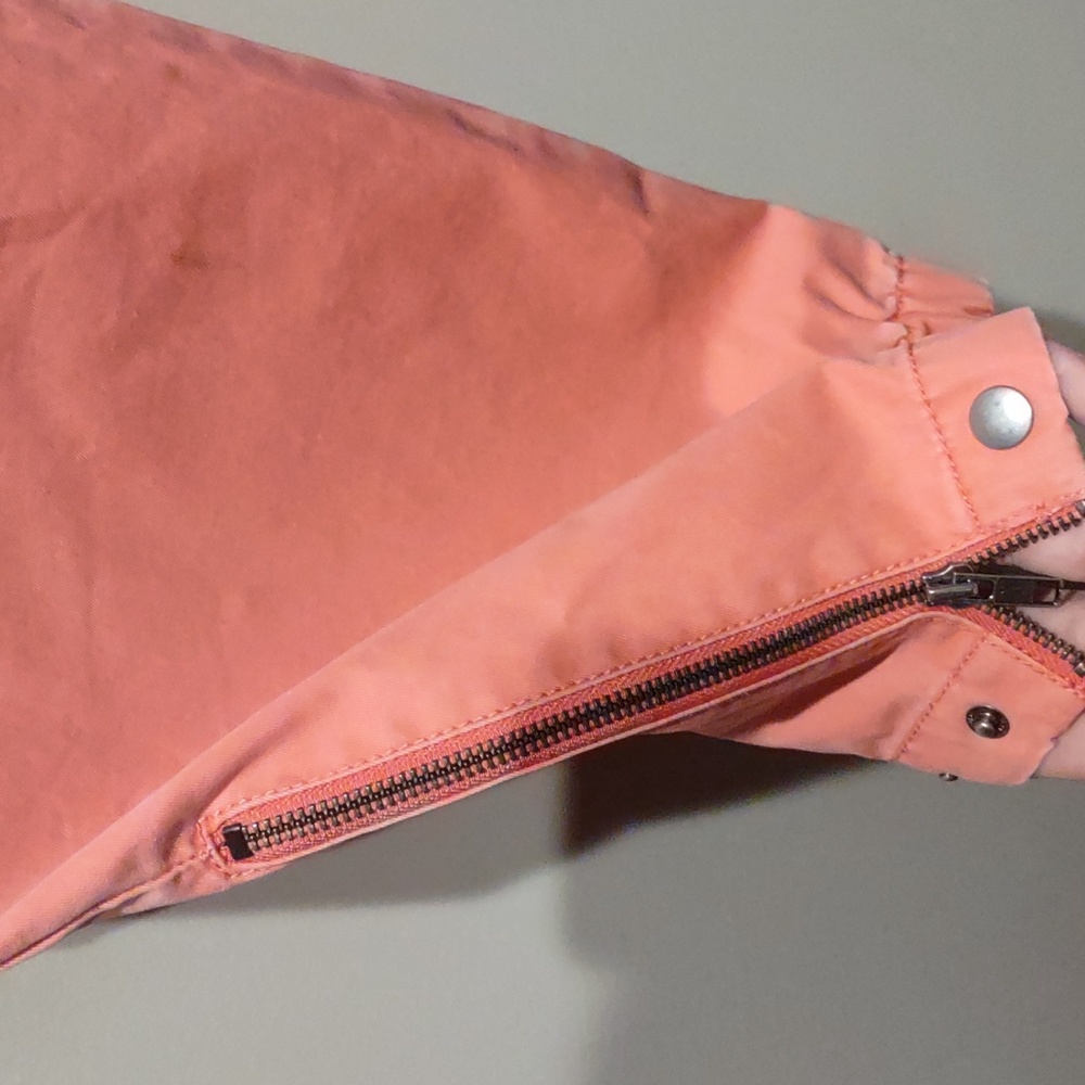 Gap Coral, Pink Cargo Capris Or Crop Pants, 4 - Picture 3 of 12